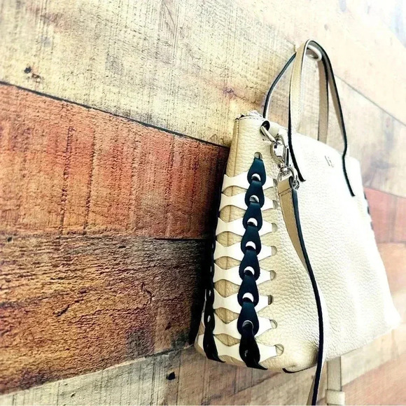 Henri Bendel Rare Pebbled Leather Crossbody/Satchel - Picture 5 of 12